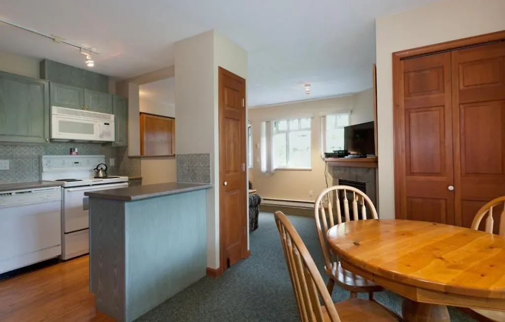 Apartment Lagoons At Stoney Creek Whistler
