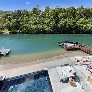  Holiday home 33 Witta Circle, Australia